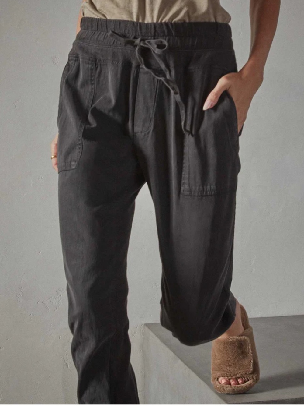 James Perse Women’s Mixed Media Pant in Carbon US Size 8 ( James Perse 3) Sporty